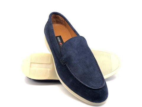 Pedro, Navy Loafer With Creamy Rubber Soles